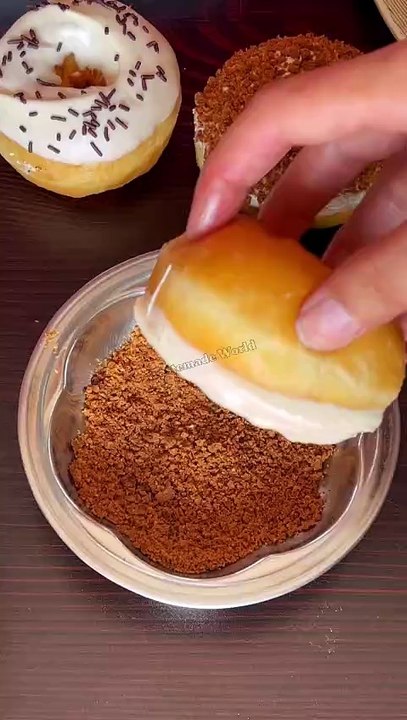 Donut 🍩 Decoration #tastemadeworld #trending #newtoyou #doughnut #donuts #donutdesign #foryoupage