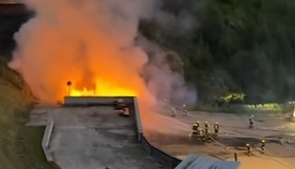 Furioso incendio a Selva di val Gardena: in fiamme un edificio agricolo