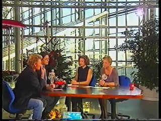Johnny Hallyday présente des gadgets - RTL TVI (30 décembre 1994)