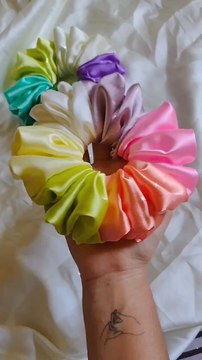 💕💖 Scrunchies 💖💕*Let's Get This Scrunchie Party Started! 💖#scrunchies#flowerscrunchies#SatinScrunchies #HairAccessories #LuxuryHairTies #OrderNow #FashionFrenzy