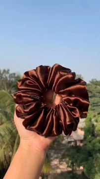 Stylish scrunchies design! 🌺 Easy DIY project that'll make your hair look even more stylishLet me know if you'd like me to add or change anything!#Scrunchies #HairAccessories #Style #HairGoals #Hairties#Style #DIY #Trending #HairGoals #HairCare