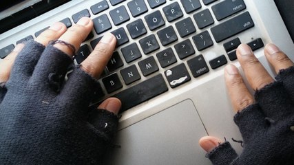 Cyber Safety: पासवर्ड कैसे बनाएं और इन गलतियों से बचें