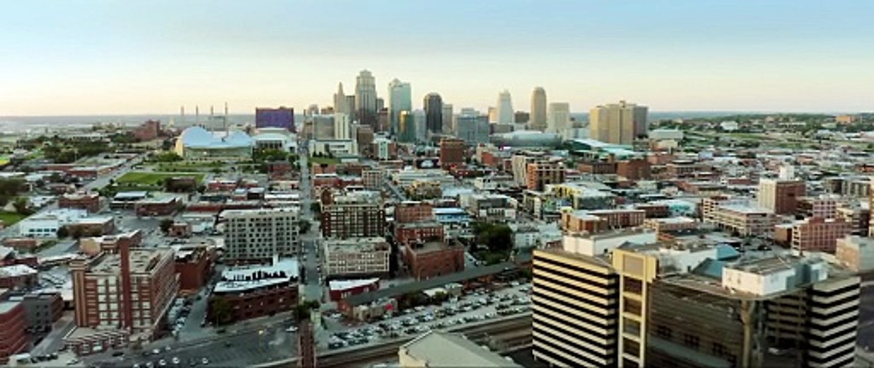 The Twisters (Tornados) - Tráiler español