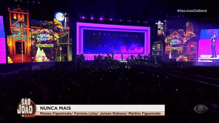 Xand Avião canta "Nunca Mais" no São João da Band; assista!
