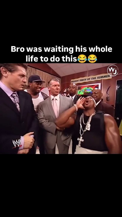 Bro was waiting his whole life to do this😂#wrestling #wwe #prowrestling #wweraw #smackdown #rtruthwwe #vincemcmahon #wrestlemania #RoyalRumble
