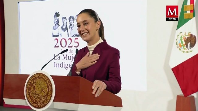 Le cantan las mañanitas a Sheinbaum por su cumpleaños; un año más vieja