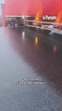 Suspendu dans le vide après l’effondrement d’un pont