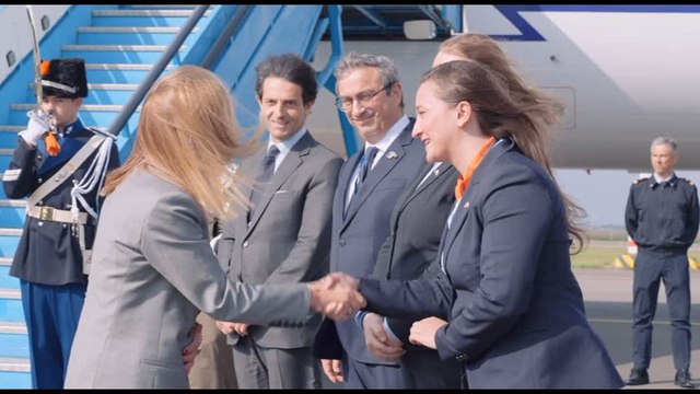 Meloni atterrata in Olanda per partecipare al vertice Nato