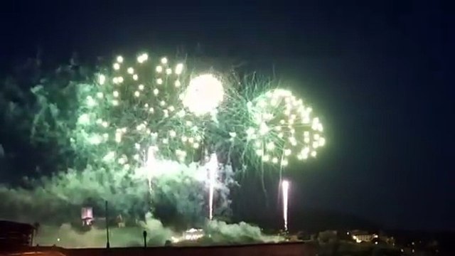 Firenze, lo spettacolo dei Fuochi di San Giovanni. Il video