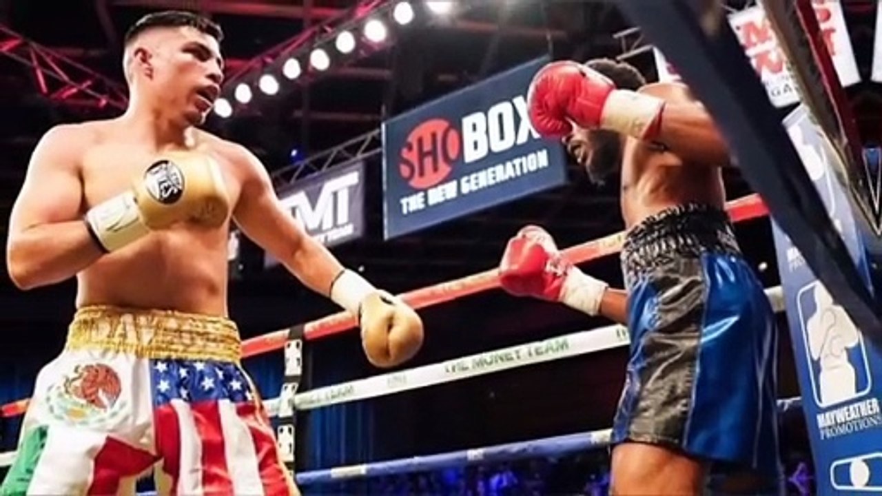 Andres Contes espera una oportunidad ante Emanuel Navarrete