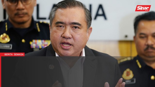 Pemandu tunjuk isyarat lucah: Syarikat bas ekspres digantung sebulan