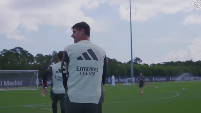 Thibaut Courtois sobre Xabi Alonso: El equipo está con muchas ganas de hacer lo que él pide para Ganar