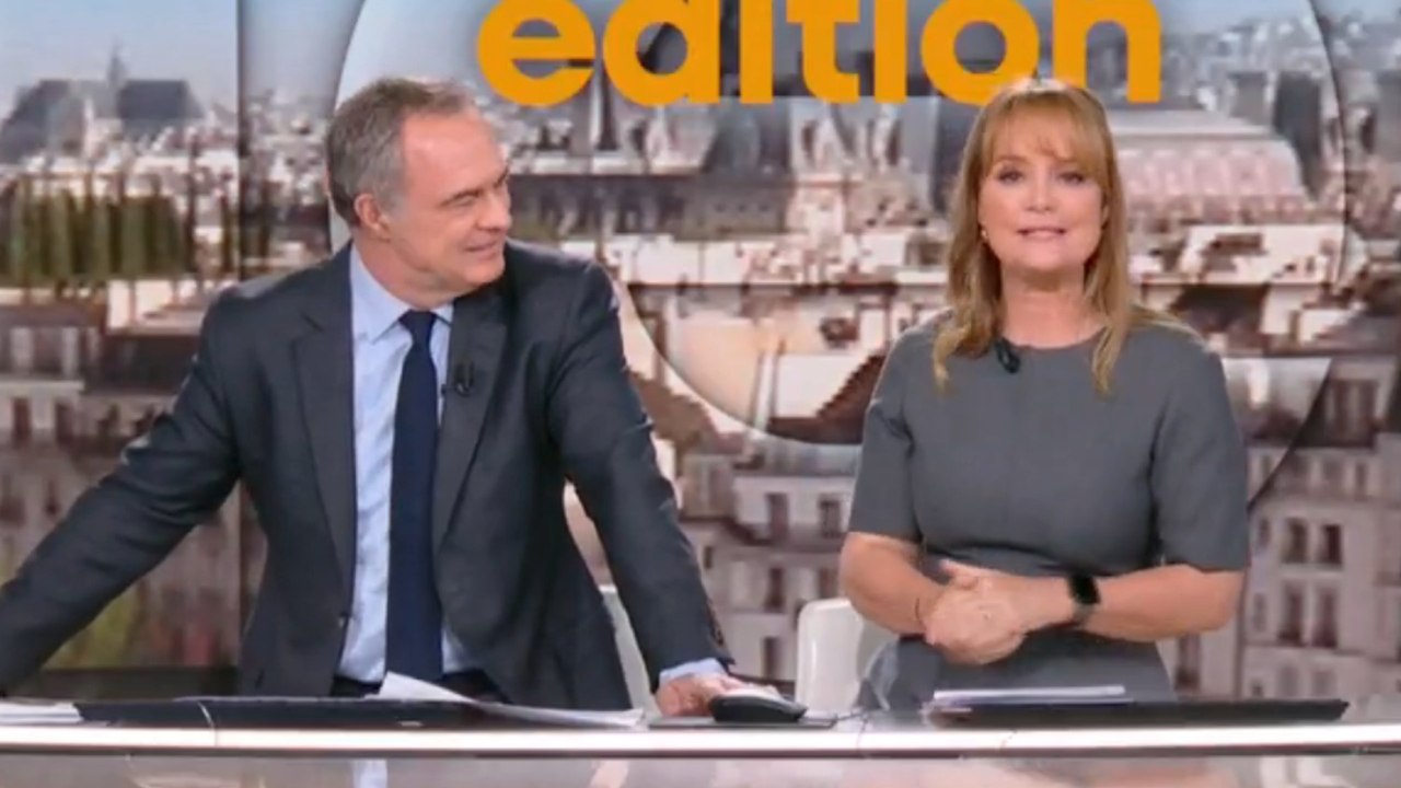 Adeline François remercie BFMTV pour ses "roses" et ses "épines" lors de ses adieux à la chaîne