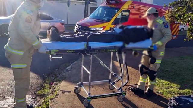 Ciclista fica ferido ao se envolver em acidente com Corsa no Pioneiros Catarinenses