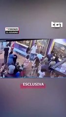 En voulant prendre un selfie, un touriste déchire un tableau de plus de 300 ans