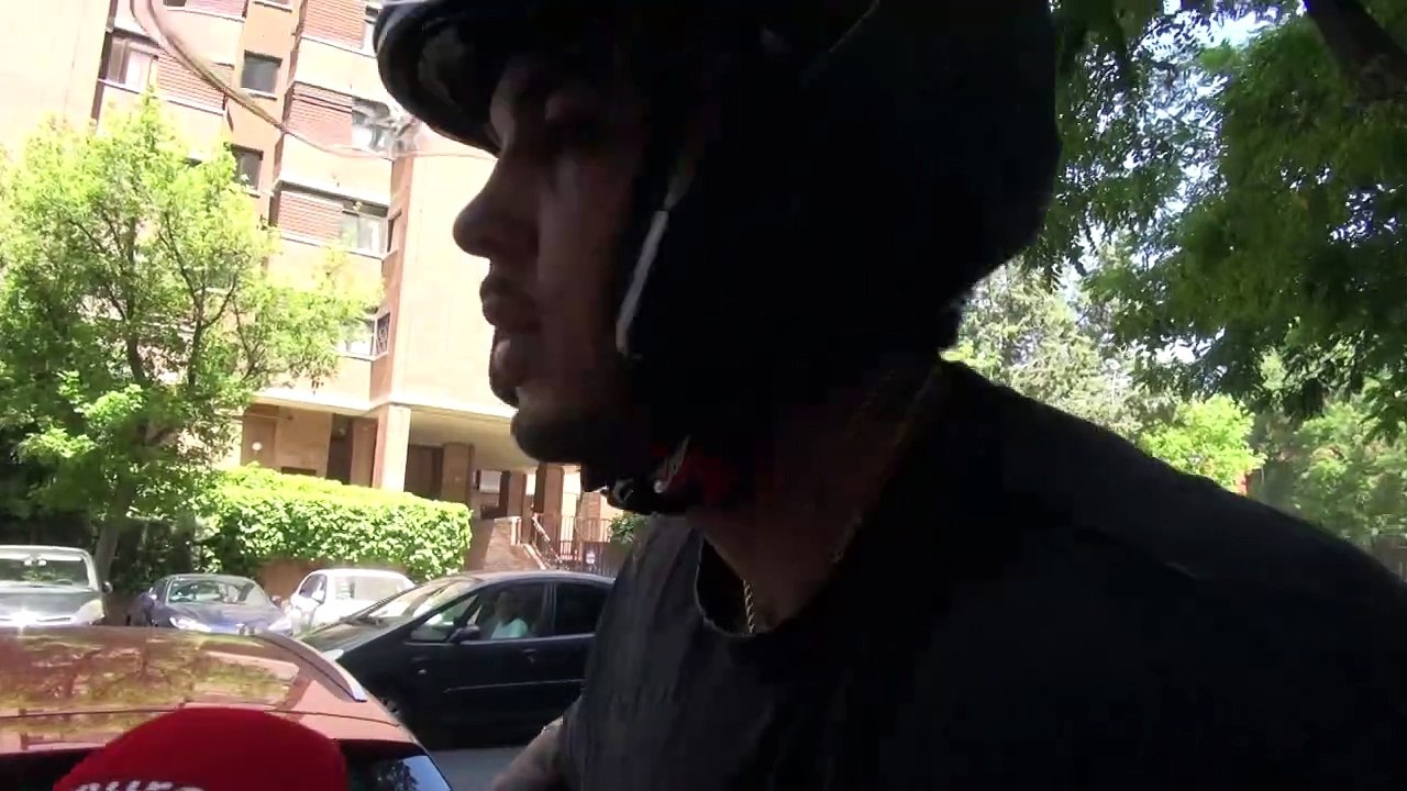 Carlo Costanzia, su visita a la cárcel con Alejandra Rubio para felicitar a gritos a su hermano