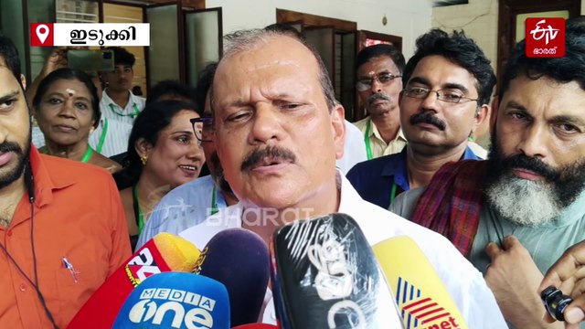 നെഹ്‌റു മുസല്‍മാന്‍ തന്നെ, വീടിനത്ത് അഞ്ചു നേരം നിസ്‌കരിച്ചിരുന്നെന്ന് പി സി ജോര്‍ജ്; വര്‍ഗീയ പരാമര്‍ശത്തിനെതിരേ പരാതി നല്‍തി യൂത്ത് ലീഗ്