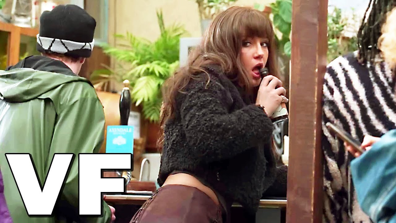 TOO MUCH Bande Annonce VF (2025) Adèle Exarchop...