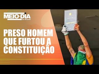 Bolsonarista que furtou a Constituição é preso pela Polícia Federal