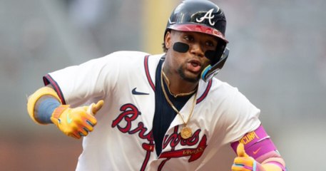 Ronald Acuña Jr. llegó a una cifra redonda de bases robadas