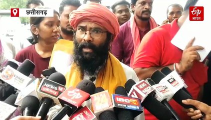 कोरबा की बेटी से सिंगरौली में हैवानियत की आशंका, चक्काजाम के बाद एंबुलेंस में शव लेकर एसपी ऑफिस पहुंचे परिजन