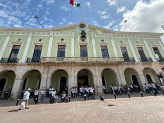 Maestros yucatecos protestan nuevamente en el centro de Mérida