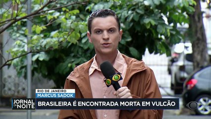Brasileira que caiu durante trilha na Indonésia é encontrada morta