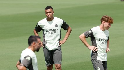 Mbappé sigue fuera de combate