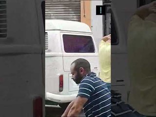 Quem errou no acidente entre o motorista de uma Kombi e o deputado Celso Russomanno? #shorts