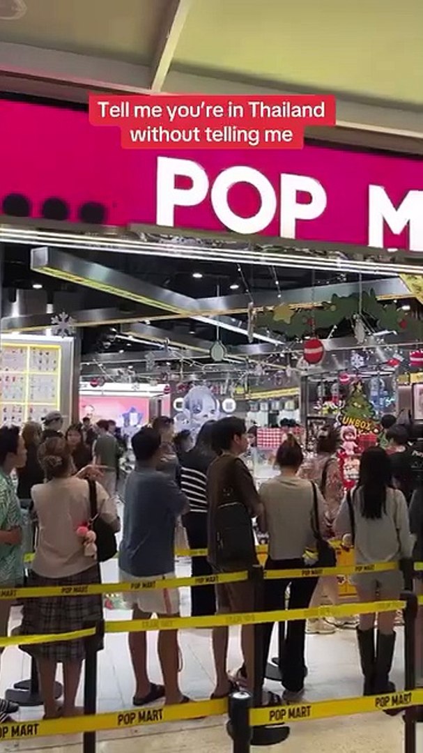 Labubu craze is out of control 🤭 #thailand #bangkok #vlog #travel #labubu