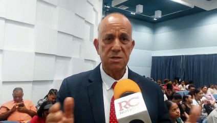 Profesor Luis De León asegura situación de la educación es altamente preocupante