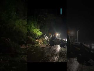 Rodovia Rio-Santos é desobstruída após mais chuvas fortes em São Sebastião #shorts