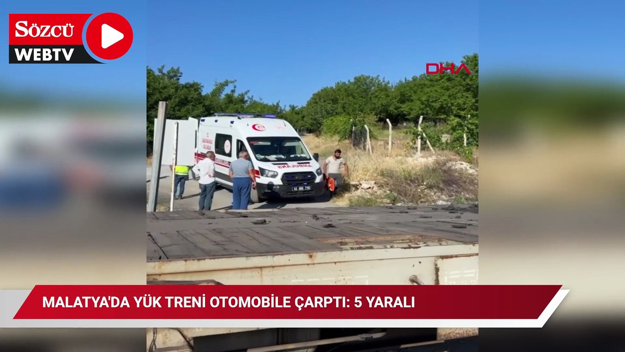 Malatya'da yük treni otomobile çarptı: 5 yaralı