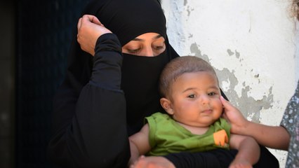 Evine molotofkokteyli atılan anne: Ateşin içine girip, bebeğimi çıkardım