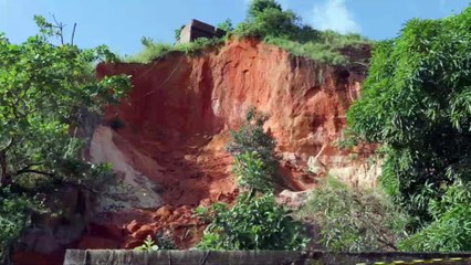Deslizamento de terra preocupa moradores e gera incertezas sobre futuras acomodações no bairro do Barro, Recife