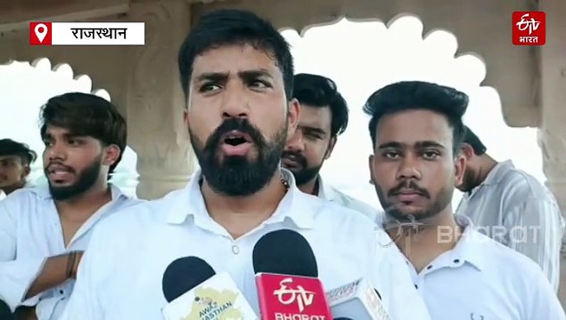 आना सागर में कचरा एकत्रित करके यूथ कांग्रेस ने किया प्रदर्शन, बीजेपी पर लगाए ये आरोप