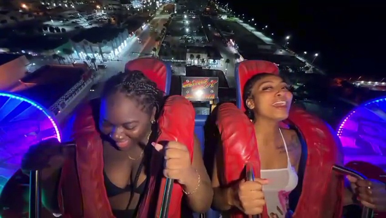 Girl Passing Out I Dailymotion top videos