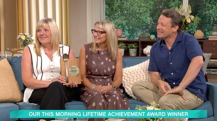 Jamie Oliver surprises Walsall teacher live as the winner of the 'This Morning Lifetime Achievement Award'