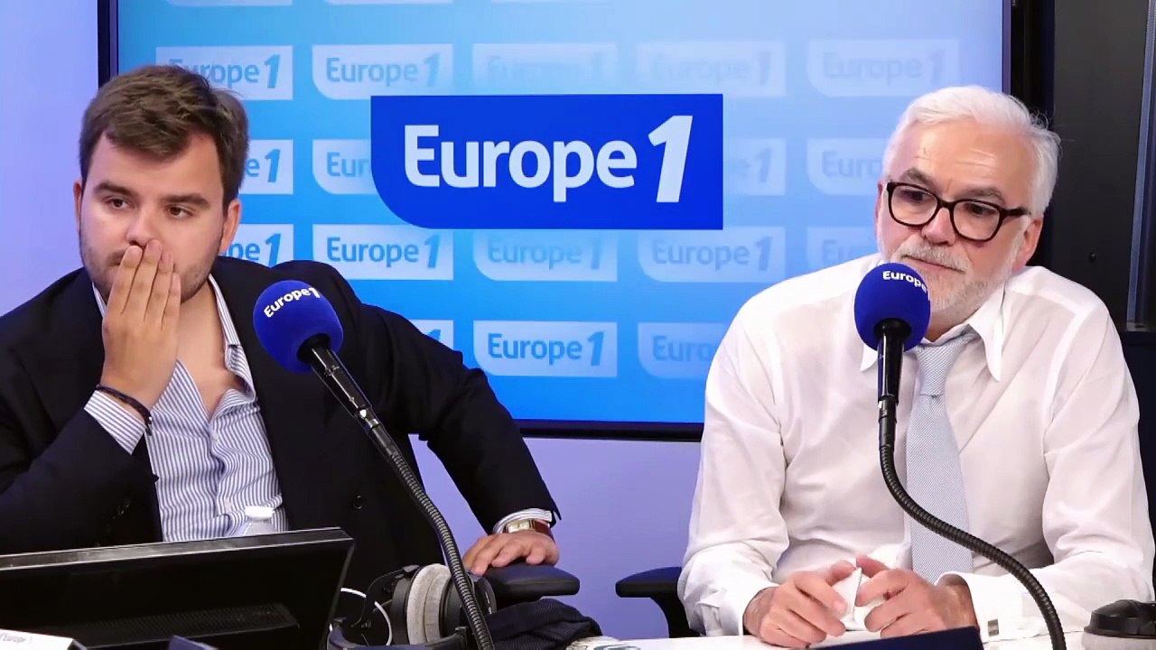 Cyril Hanouna - «Un des premiers qui était très heureux que j'arrive sur Europe 1, c'est Pascal Praud», souligne Cyril Hanouna