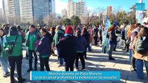 Marcha docente en Plaza Moreno: 