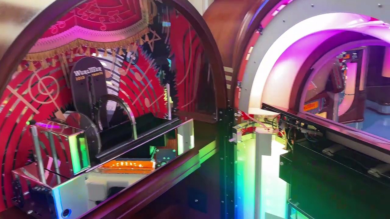 Business Secretary Jonathan Reynolds backs Leeds exporters on visit to Cross Gates jukebox factory Sound Leisure