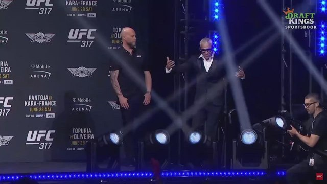 ILIA TOPURIA, rueda de prensa COMPLETA en ESPAÑOL previa al UFC 317 vs CHARLES OLIVEIRA