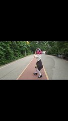 Nino Walking Cosplay