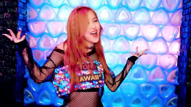 BLACKPINK - '붐바야 (BOOMBAYAH)'