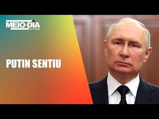 Forças armadas russas impediram uma "guerra civil", afirma Vladimir Putin