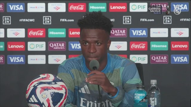 Rueda de prensa de Vinicius