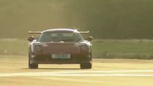 Top Gear S01E02 | Ford Focus vs Peugeot 307, Land Cruiser Challenge & Harry Enfield | Full Episode