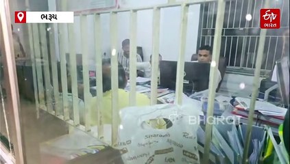 ભરૂચ મનરેગા કૌભાંડમાં કોંગ્રેસ નેતા હીરા જોટવા સામે કાર્યવાહી, 7 કરોડના ભ્રષ્ટાચારમાં મોટા ખુલાસા