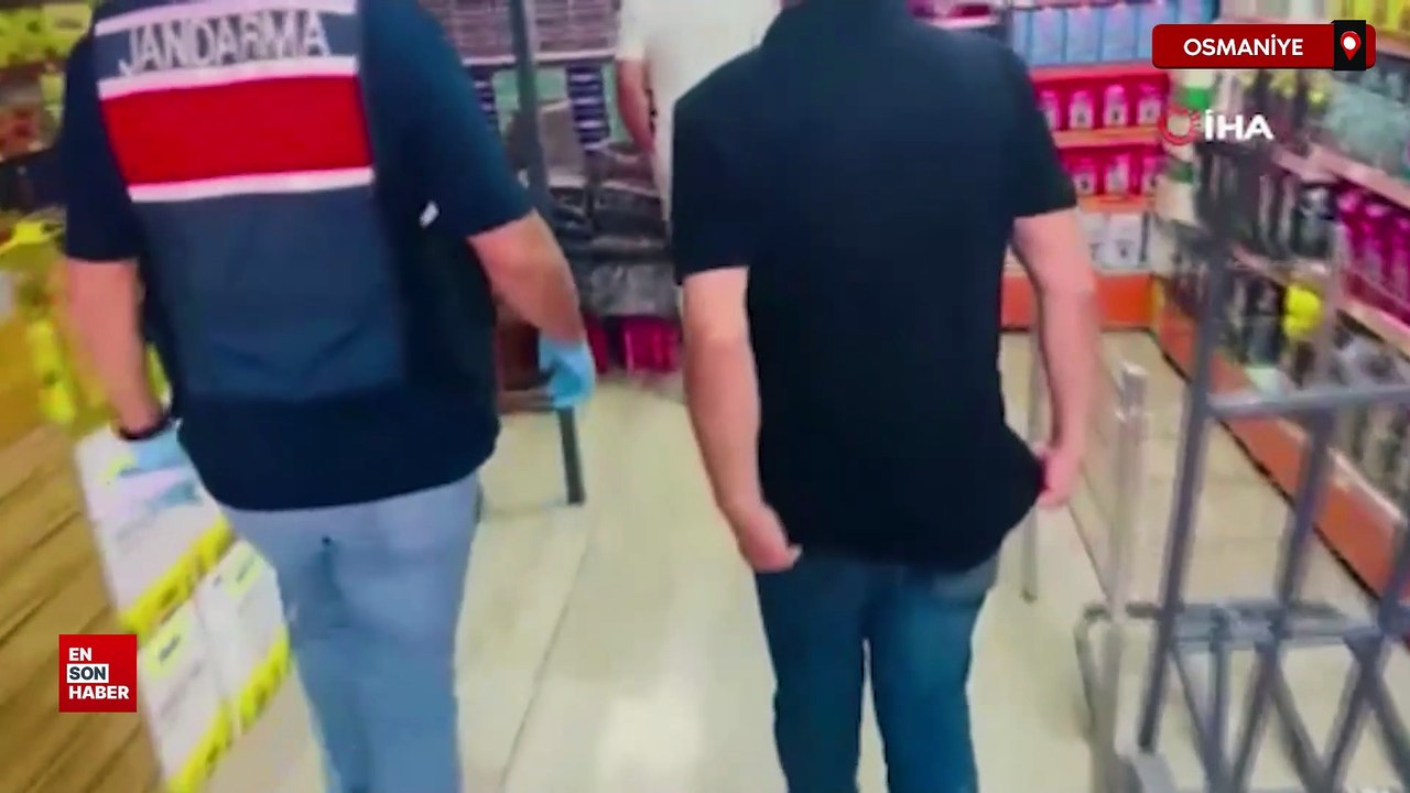 Osmaniye'de kaçak sigara satan şahıslara jandarma operasyonu
