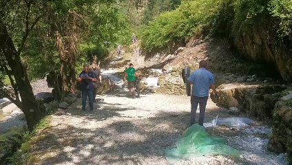 Massa, il torrente Renara ripulito da plastiche e pozze artificiali Il video (Nizza)